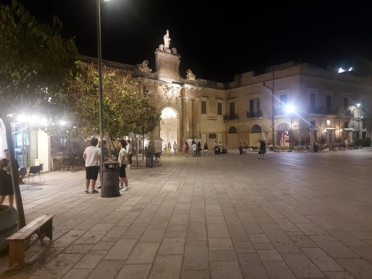 Hotel Aremu Lecce Esterno foto
