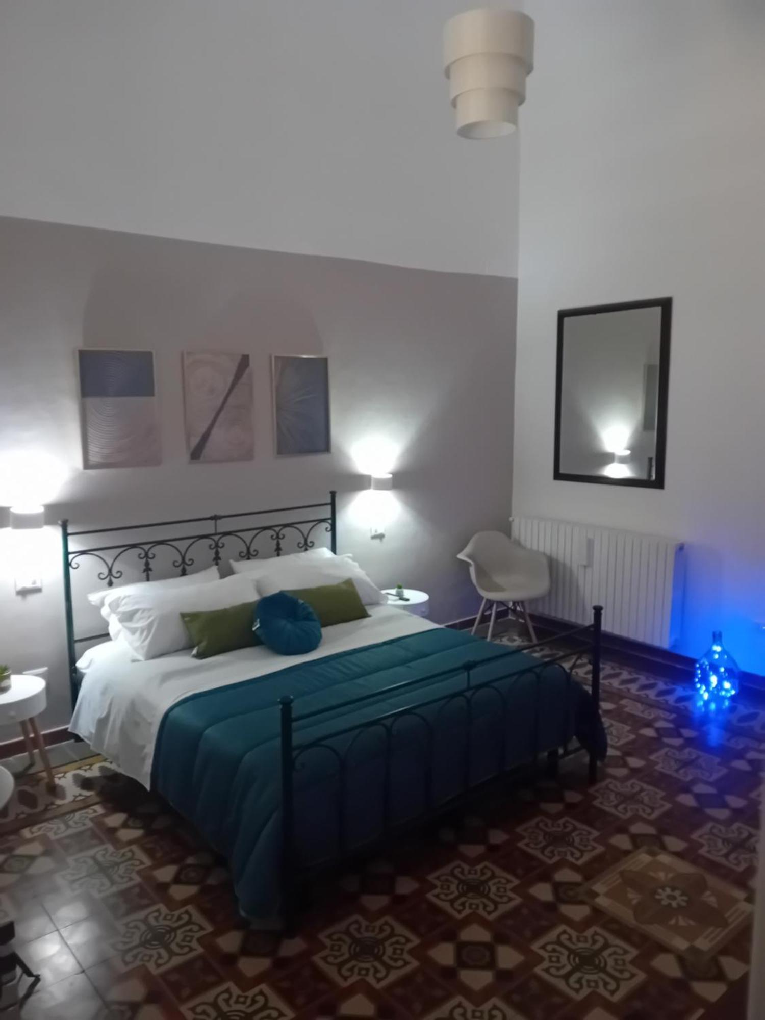 Hotel Aremu Lecce Esterno foto