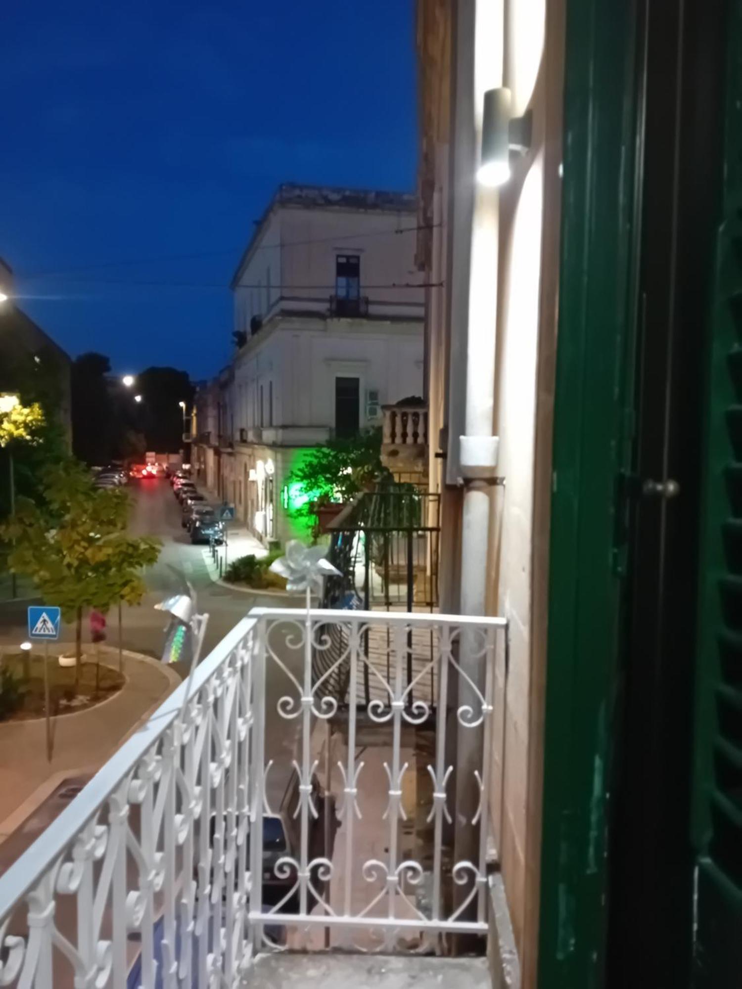 Hotel Aremu Lecce Esterno foto