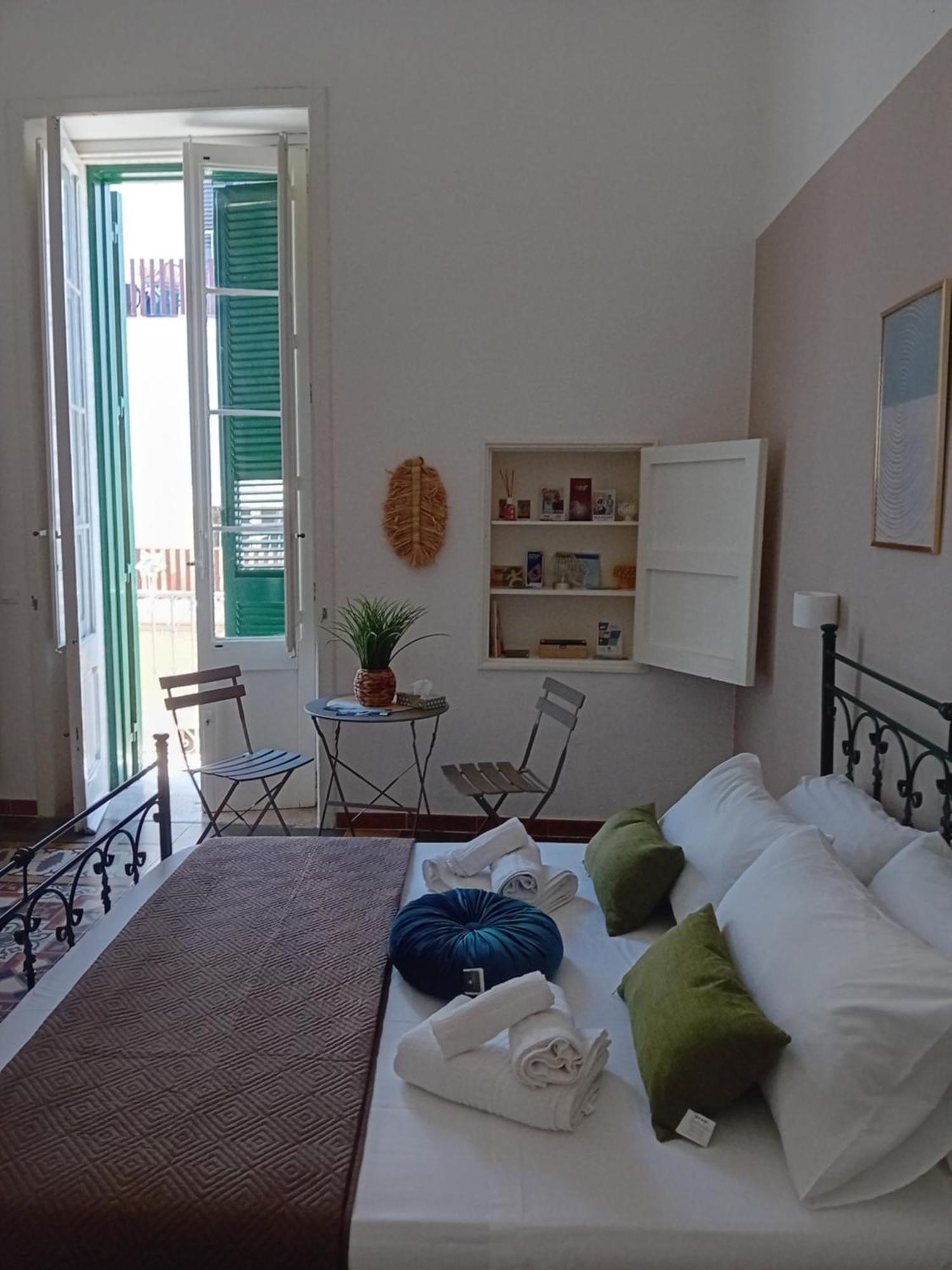 Hotel Aremu Lecce Esterno foto